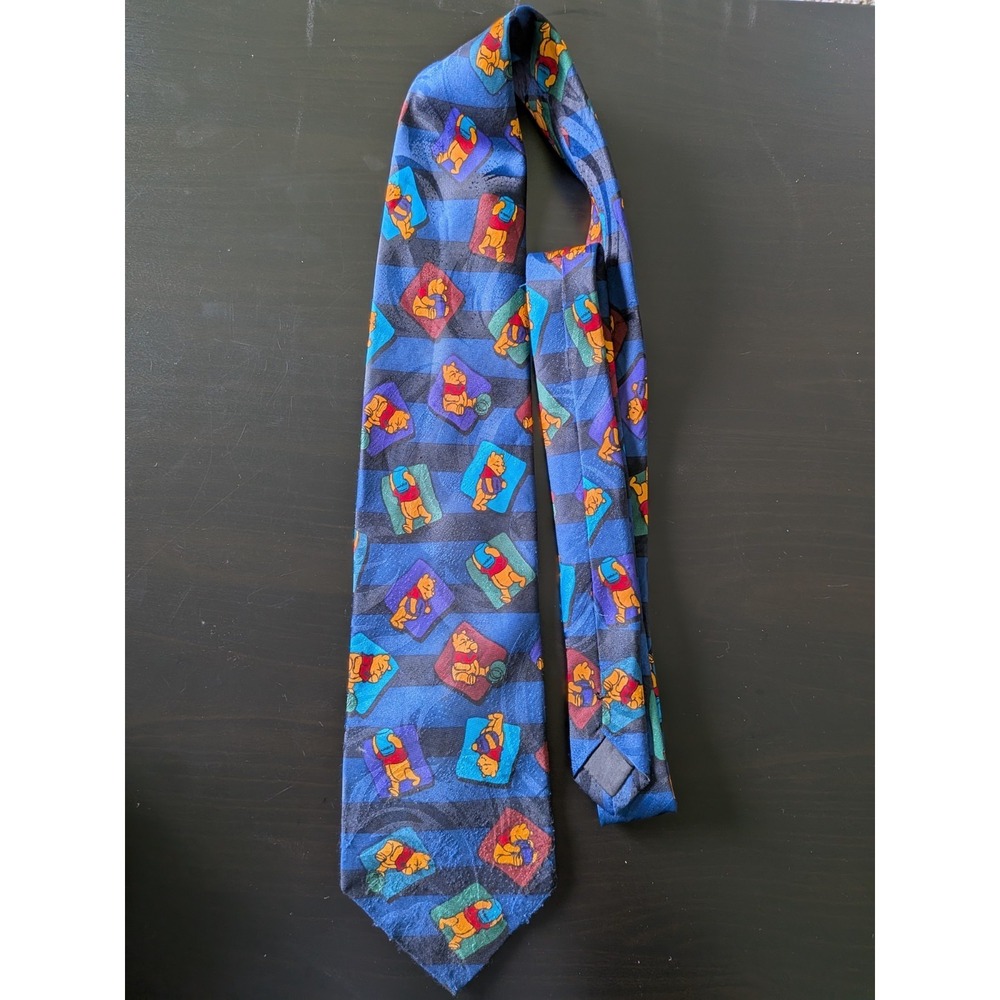 Vintage Disney Winnie The Pooh Sitting All Over Design Tie Necktie 60"